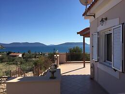 Immaculate 3-bed House in Ermioni
