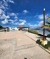 Balcony Breeze @ Bayfront Villas Portmore