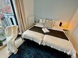 One Lux Stay near Fashion District