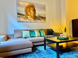 One Lux Stay near Fashion District
