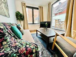 One Lux Stay near Fashion District