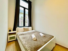 One Lux Stay near Fashion District