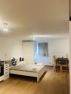 One Lux Stay near Fashion District