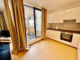 One Lux Stay near Fashion District
