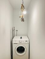 One Lux Stay near Fashion District