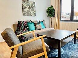 One Lux Stay near Fashion District