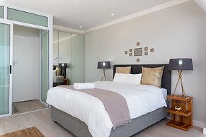 Dolphin Bay 6