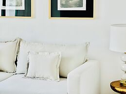 CIH Apartments