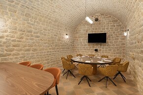 Palace Natali