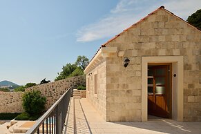 Palace Natali