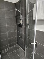 Davin City Apartments