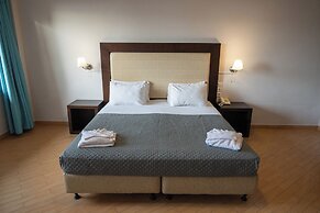Thalassa Hotel