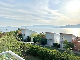 Thalassa Hotel