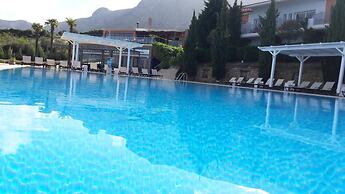 Thalassa Hotel