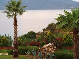 Thalassa Hotel