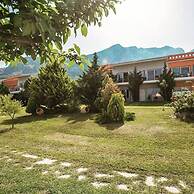 Thalassa Hotel