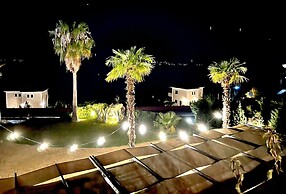 Thalassa Hotel
