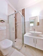 Fly Inn Suites Kaş