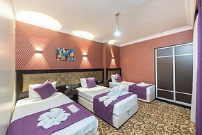 Grand Abimo Hotel