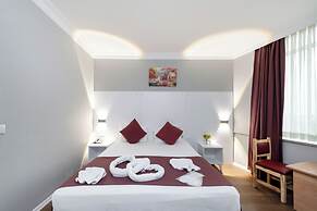 Grand Abimo Hotel
