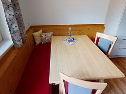 Pleasant Apartment in Stumm With Garden