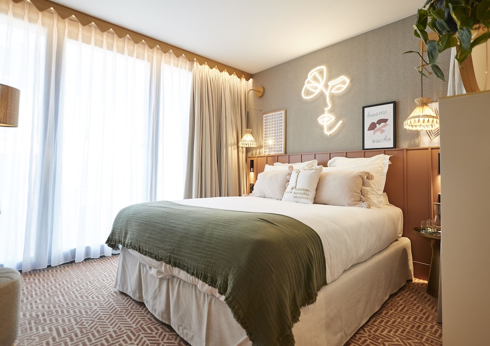 Bloom House Hotel & SPA