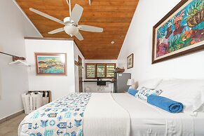 CAMP BAY LODGE