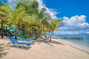 CAMP BAY LODGE