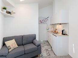 Sunny Palace Apartments