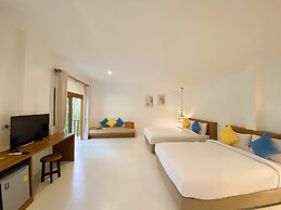 Issara Beach Resort Beachfront Zone