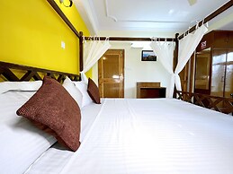 Hill Songey by Dumnu Homes