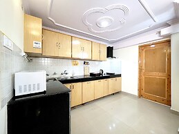Hill Songey by Dumnu Homes