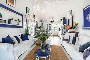 Myrtle Cottage - Charming 2 bed Cottage