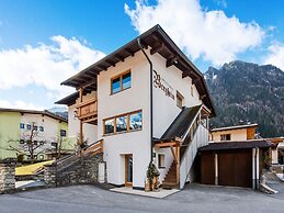 Nice Apartment in Umhausen With a Terrace