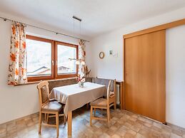 Nice Apartment in Umhausen With a Terrace