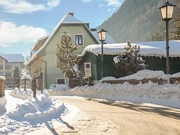 Apartment Feld am See Near Ski Slopes