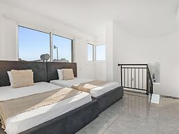 Sanders White Mountains - Cozy Villa With Pool