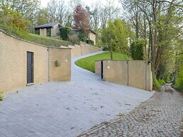 Picturesque Villa With Swimming Pool