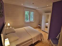 Stylish Chalet With Room
