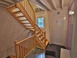 Stylish Chalet With Room