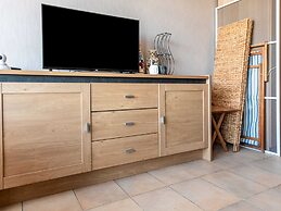 Studio in Ostend With Stunning Sea Views