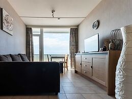 Studio in Ostend With Stunning Sea Views