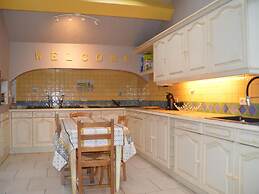 Verviers Villa With Sauna