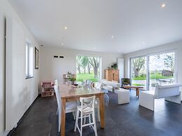 Spacious Holiday Home With Pond