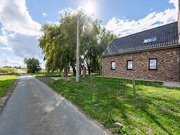Spacious Holiday Home With Pond