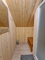 Chalet Near Durbuy With Garden & BBQ