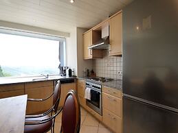 Rochehaut Hideaway With Tub