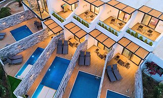 Aelia Suites