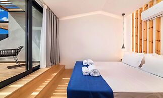 Aelia Suites