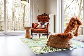 Quiet Infrared Sauna Retreat